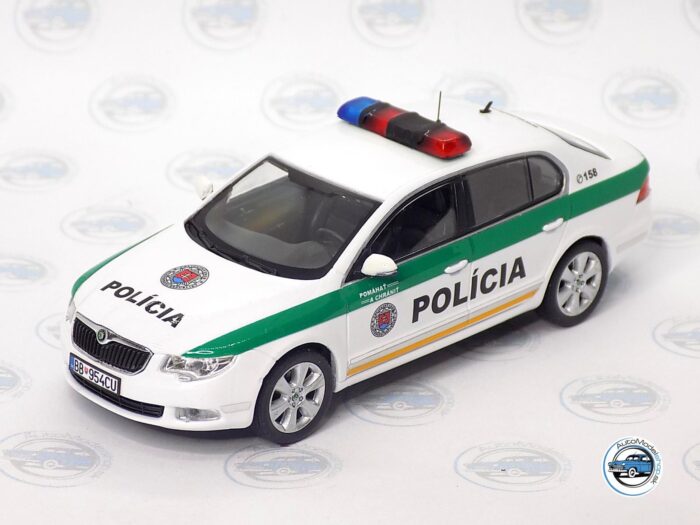Škoda Superb II - Polícia SR - KR PZ  Banská Bystrica - 1:43