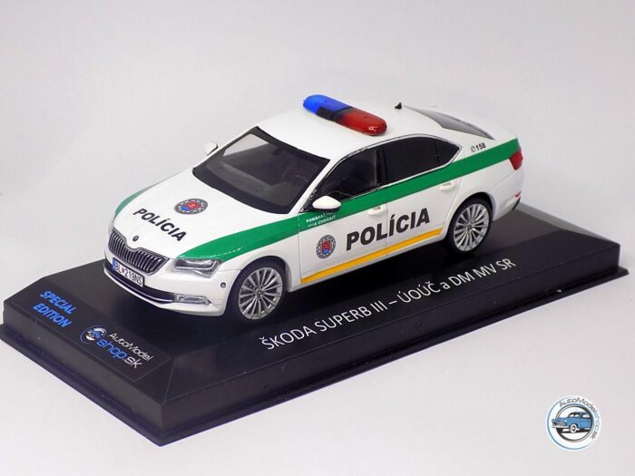 ŠKODA SUPERB III – POLÍCIA SR – Ochrana ústavných činiteľov a diplomatických misii – 1:43