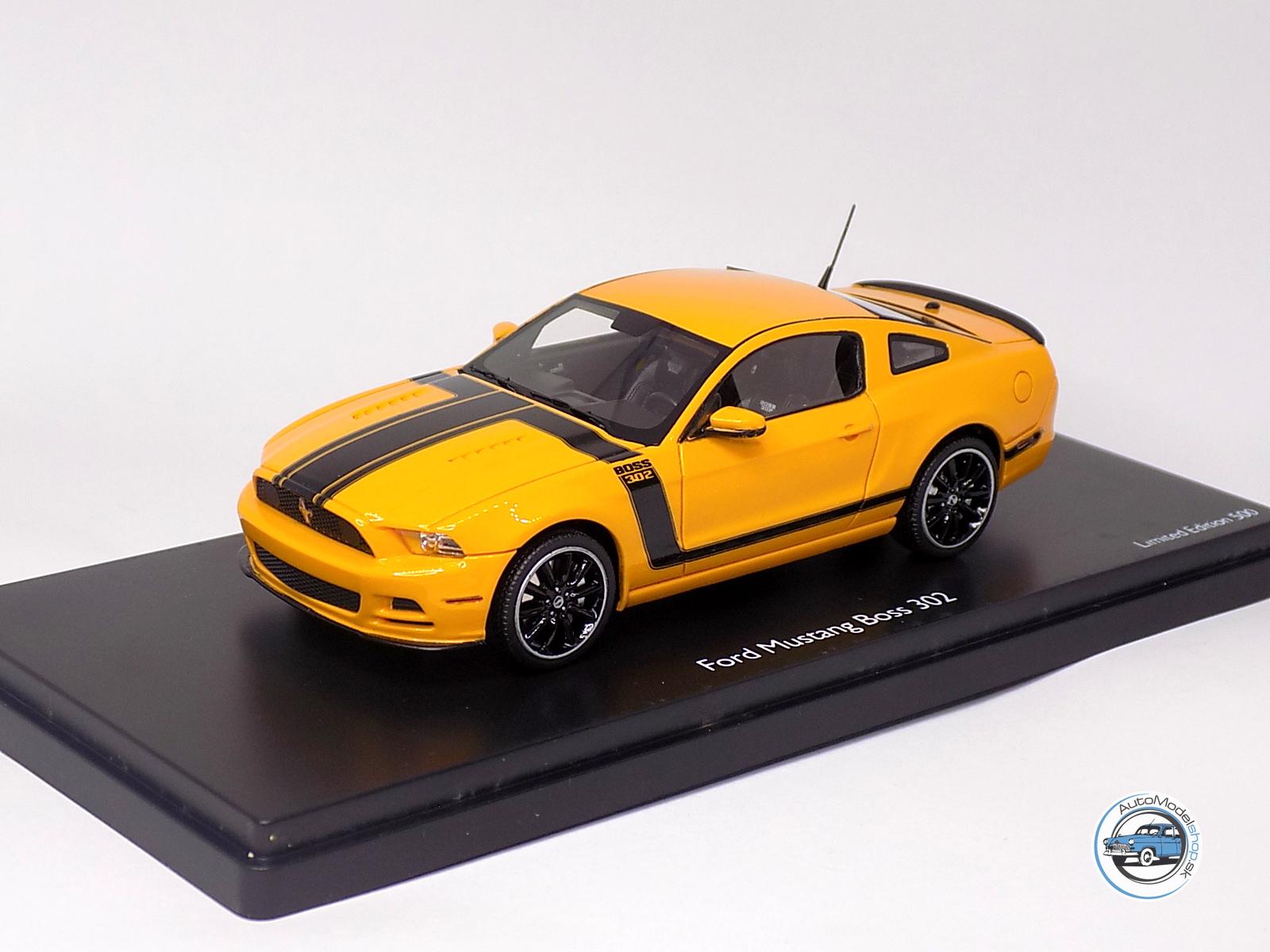 FORD MUSTANG BOSS 302 - 1:43 SCHUCO PRO.R43 – Obrázok 6