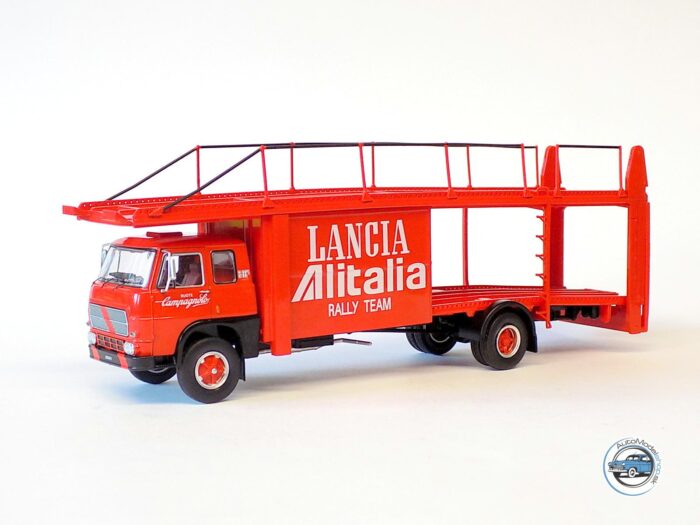 FIAT - 673 TRUCK CAR TRANSPORTER TEAM LANCIA ALITALIA 1976 - 1:43 IXO