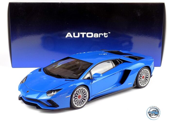 LAMBORGHINI AVENTADOR S 2017 - 1:18 AUTOART