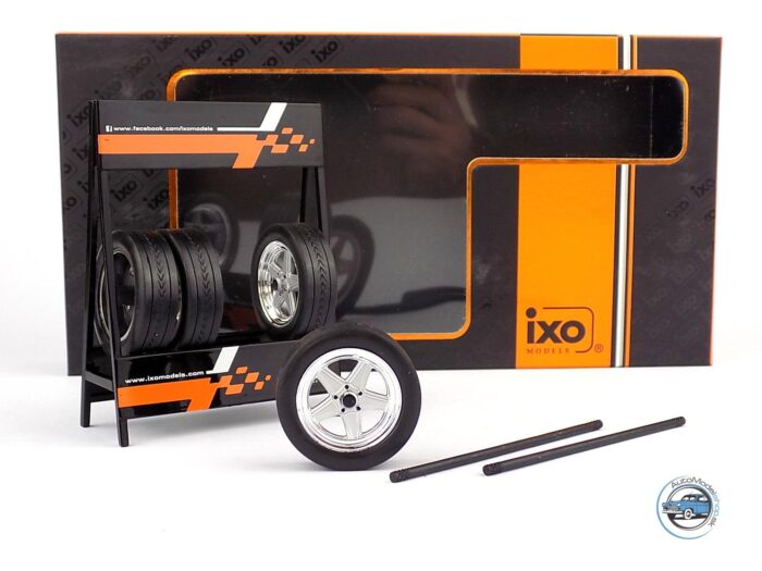 SADA KOLIES PENTA - 1:18 IXO