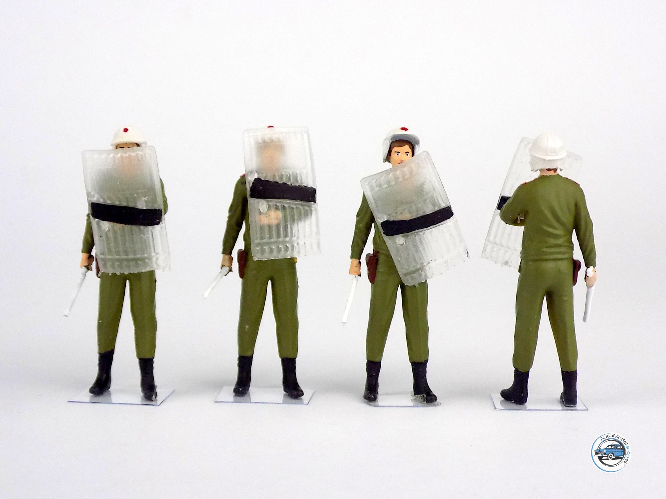 Figúrka príslušníka VB so štítom typ2 1:43 ( 1ks ) – Obrázok 2