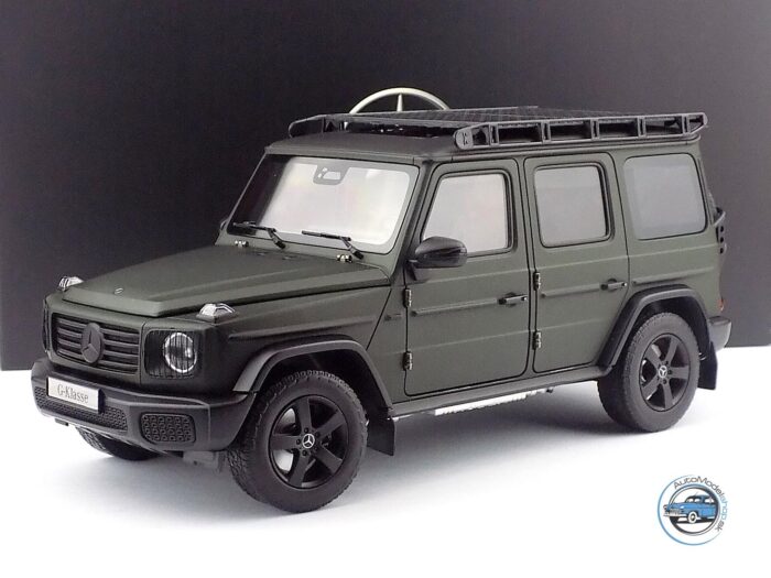 MERCEDES BENZ G CLASS PROFESIONAL LINE W465 - 1:18 NOREV DEALER EDITION