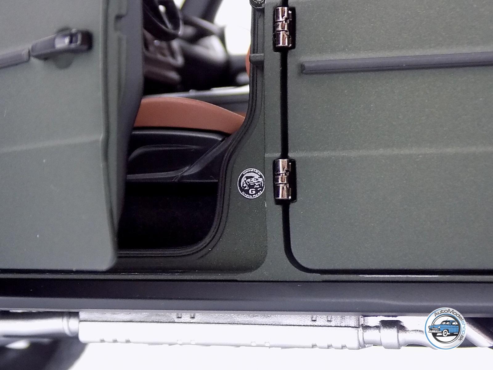 MERCEDES BENZ G CLASS PROFESIONAL LINE W465 - 1:18 NOREV DEALER EDITION – Obrázok 10