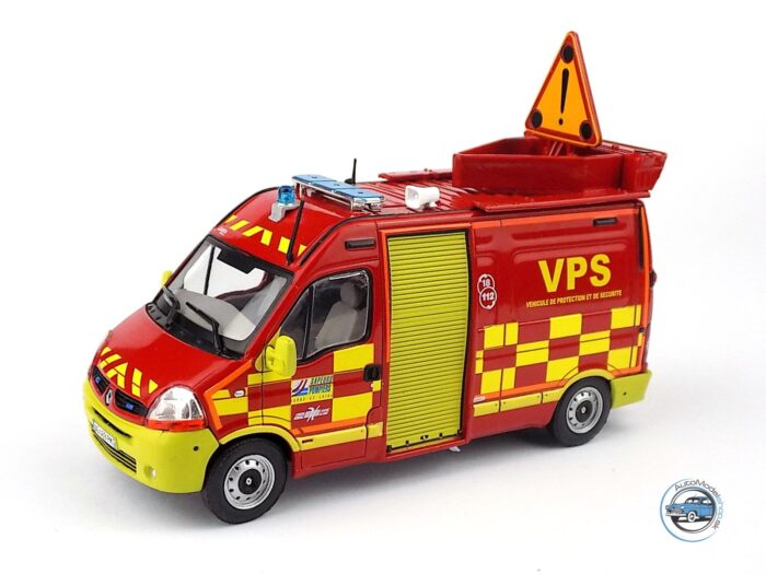 RENAULT MASTER - ASISTENTČNÉ VOZIDLO PRI DOPRAVNÝCH NEHODÁCH - HASIČI 2003 - 1:43 DeA