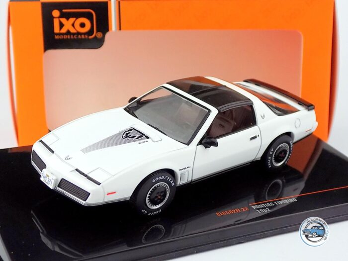 PONTIAC FIREBIRD TRANS AM 1982 - 1:43 IXO