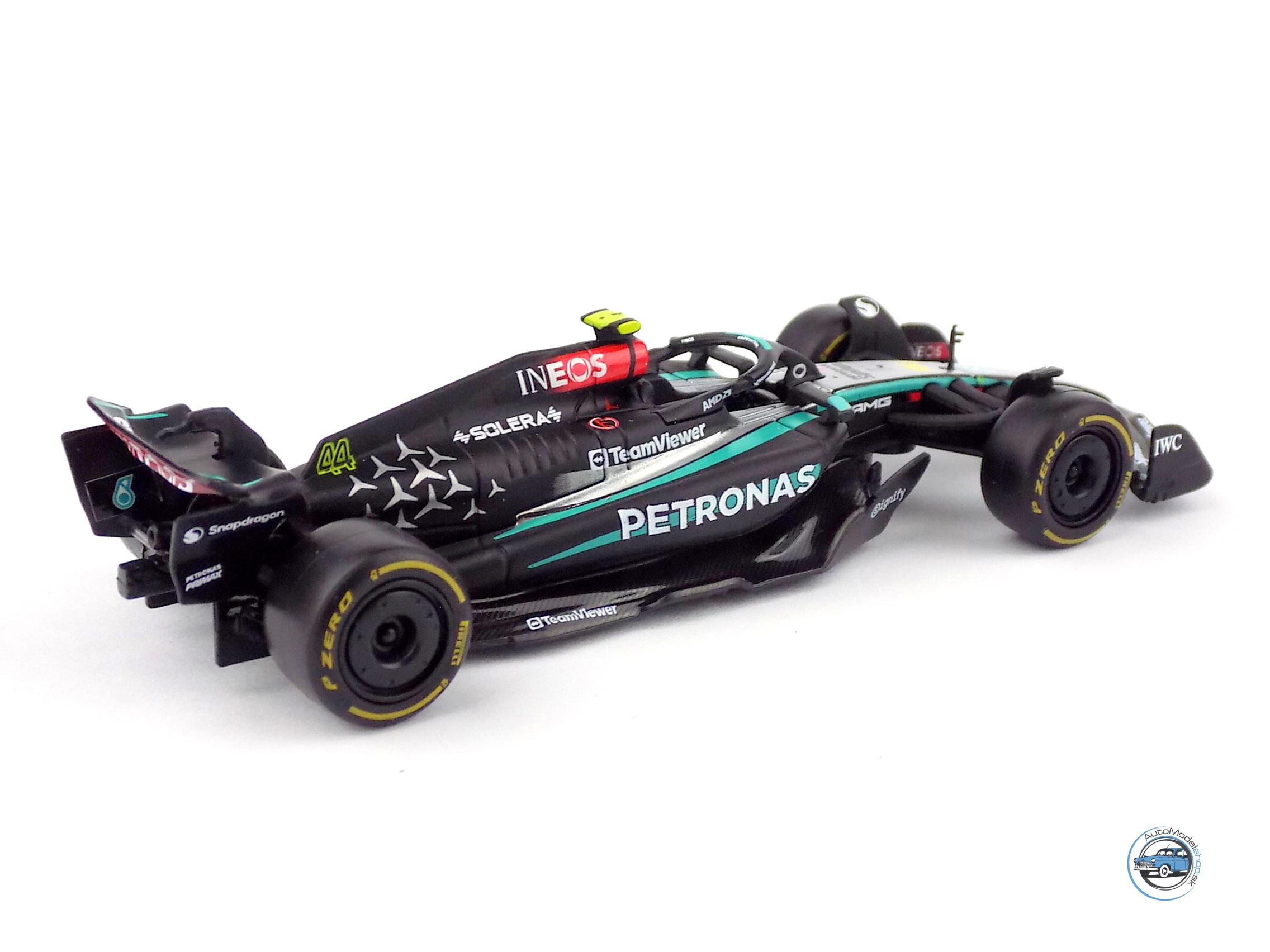 MERCEDES GP F1 W15 EQ PERFORMANCE TEAM AMG PETRONAS MOTORSPORT N 44 SEZÓNA 2024 LEWIS HAMILTON - 1:43 BBURAGO – Obrázok 3