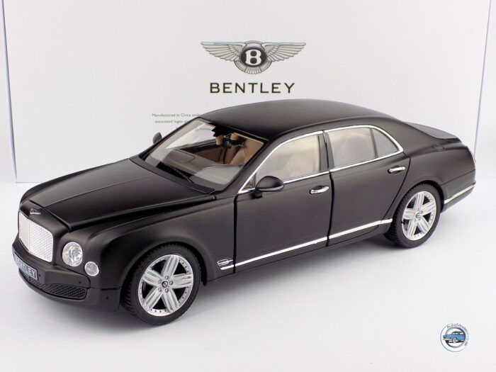 BENTLEY MULSANNE 2012 BLACK MAT - 1:18 RASTAR